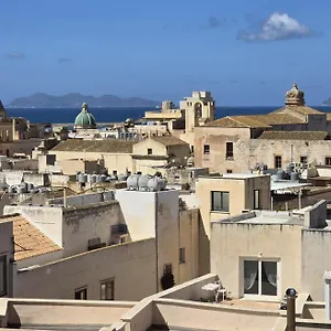 Casa Azzurra , Trapani Italia